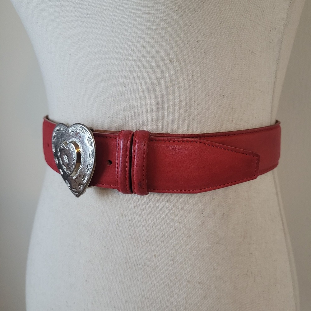Vintage Harken Belt Small Red Leather Heart Buckle Western Cowgirl Boho USA 90s